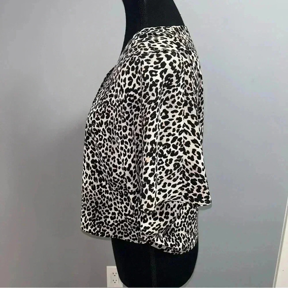 Monk  & Lou Blouse - Picture 2 of 7